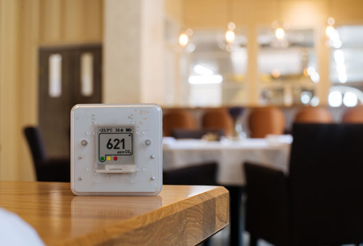 Indoor air quality sensor reads 621 ppm CO2