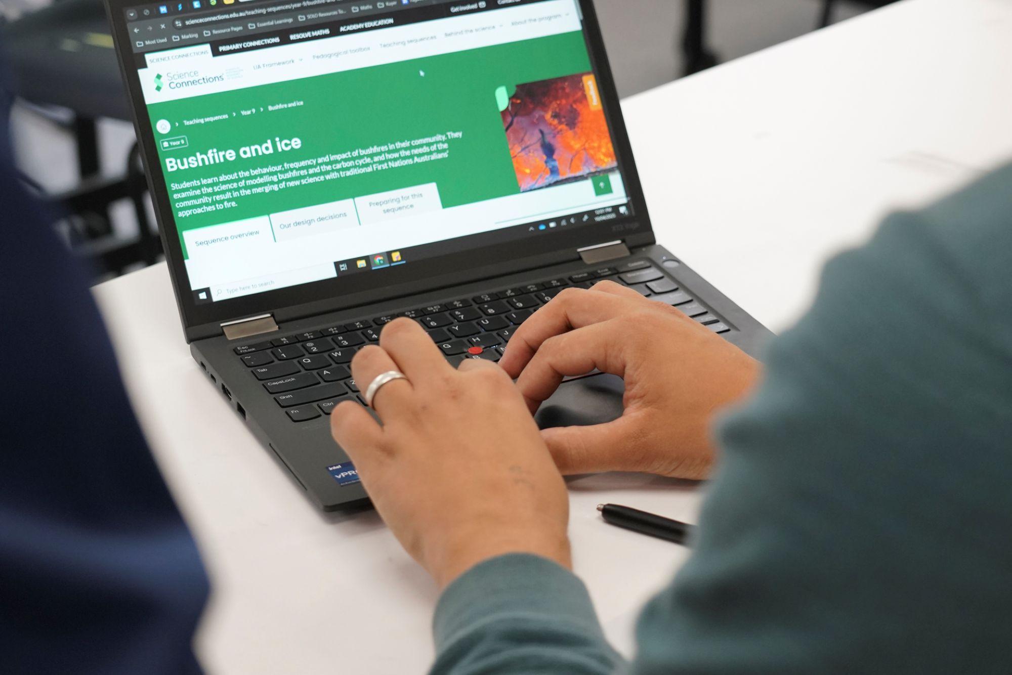 Teacher using Science Connections website